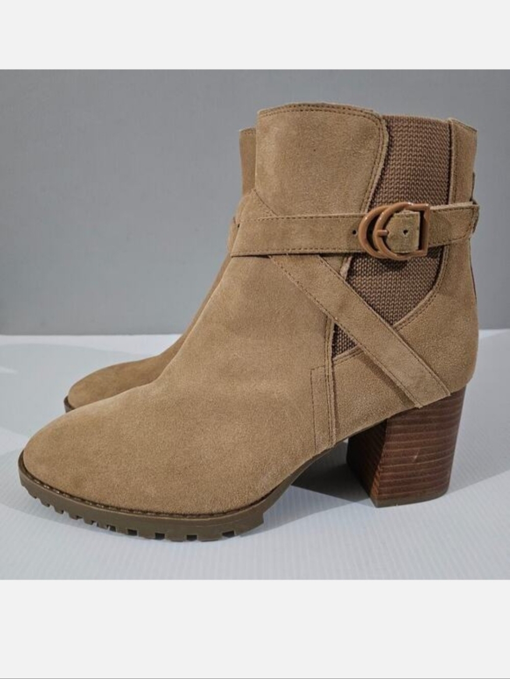 Blondo Tamzin Waterproof Tan Suede Ankle Boots Buckle Block Heel Womens 10 NEW